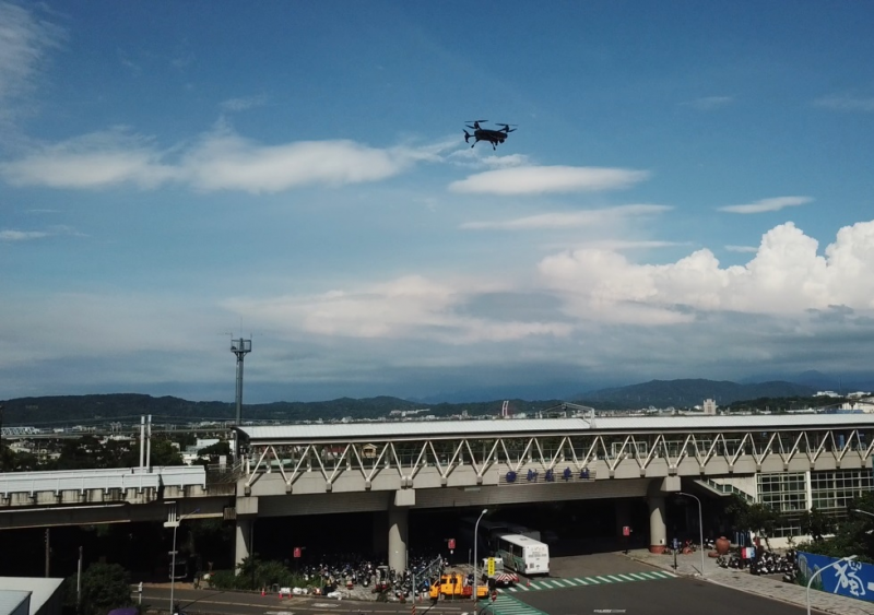 1594554121650523.jpg 新竹市環保局利用無人機巡查系統監控露天燃燒好發區3_中光電智能機器人提供.jpg