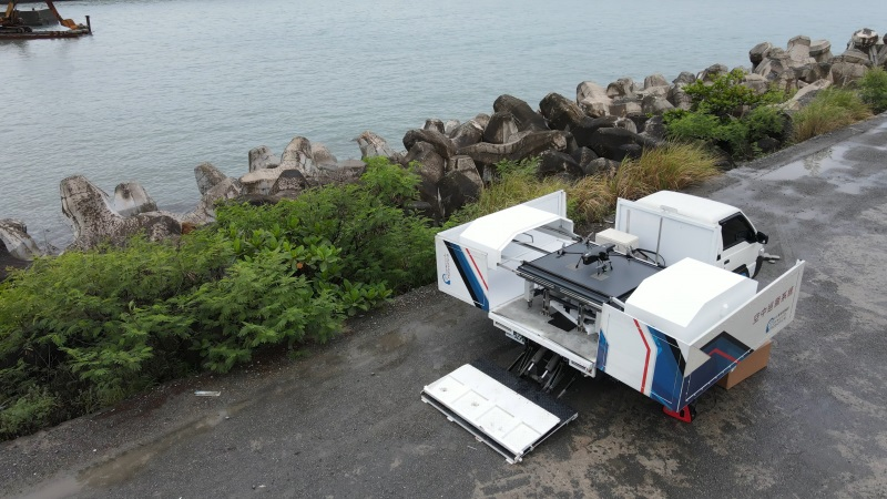 1607934323602330.jpg 【圖說三】台灣土石流、水庫港口等泥沙淤積等狀況頻繁,透過雲端數據分析,在事故發生前做出預測防範,或發生事故時立即串接不同資訊,促進決策效率。 (1).jpg